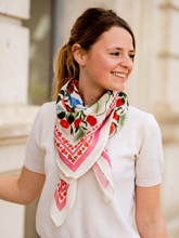 Charger l'image dans la galerie, Le grand foulard Liseron - frise rose