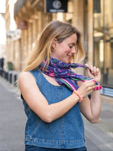 Charger l'image dans la galerie, Le grand foulard Vivre d'amour violet