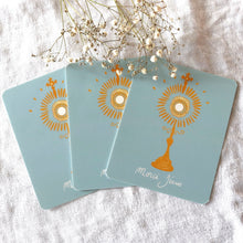 Charger l'image dans la galerie, Cartes Communion format 8.5cm x 10.5 cm