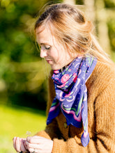 Charger l'image dans la galerie, Le grand foulard Vivre d'amour violet
