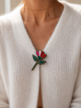 Charger l'image dans la galerie, Broche brodée Liseron
