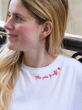 Charger l'image dans la galerie, Le T-shirt brodé Ma grâce te suffit en coton bio