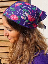 Charger l'image dans la galerie, Le petit foulard Vivre d'amour violet