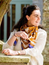 Charger l'image dans la galerie, Le grand foulard Ancolie caramel
