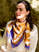 Charger l'image dans la galerie, Le grand foulard Ancolie caramel

