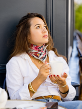 Charger l'image dans la galerie, Le petit foulard Marie-Madeleine - Louise Groux X Caladia

