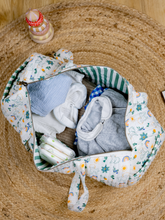 Charger l'image dans la galerie, Le sac week-end Caladia – motif Passiflore Agneaux
