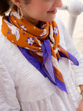 Charger l&#39;image dans la galerie, Le grand foulard Ancolie caramel
