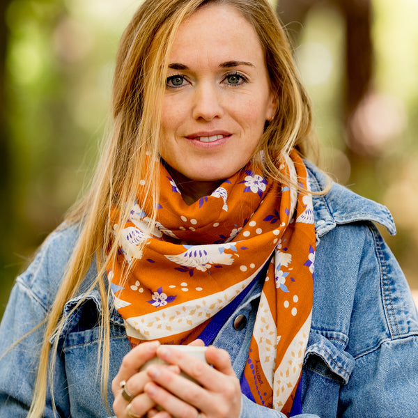 Le grand foulard Ancolie caramel