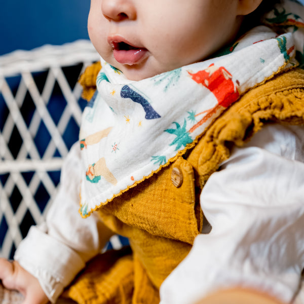 Petit foulard festonné - Sainte Famille