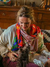 Charger l&#39;image dans la galerie, Le foulard &quot;Fille de Sion&quot; Louise Groux X Caladia
